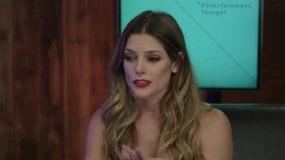 Ashley-Greene-dot-nl_2017EntertainmentTonightFacebookLiveInterview0771.jpg