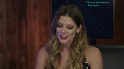 Ashley-Greene-dot-nl_2017EntertainmentTonightFacebookLiveInterview0837.jpg