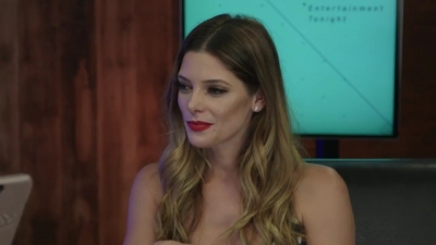 Ashley-Greene-dot-nl_2017EntertainmentTonightFacebookLiveInterview1026.jpg