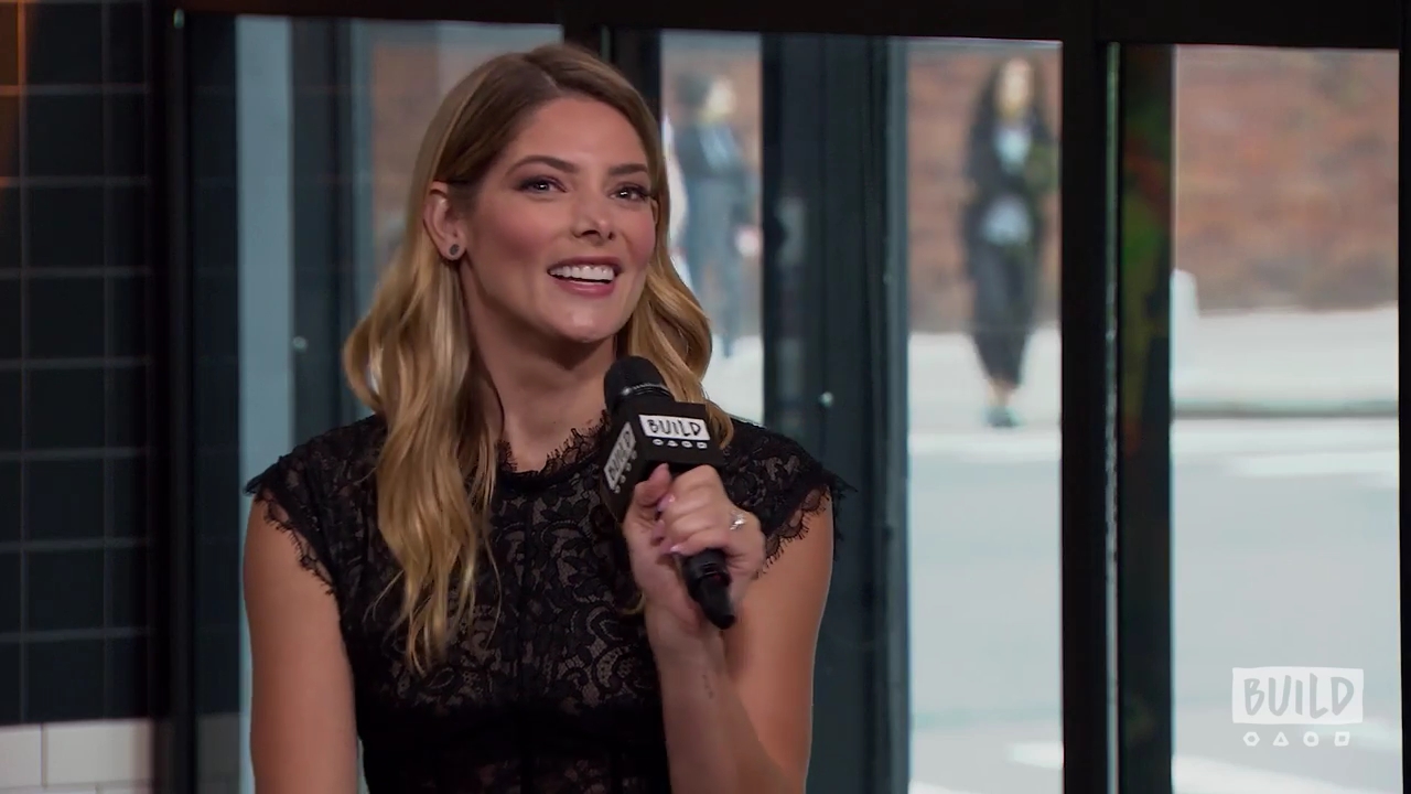 Ashley-Greene-dot-nl_2018AOLBuildSeries0098.jpg