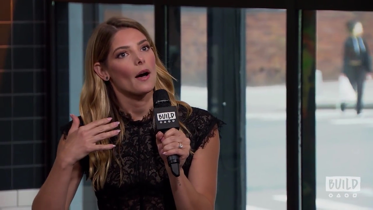 Ashley-Greene-dot-nl_2018AOLBuildSeries0105.jpg