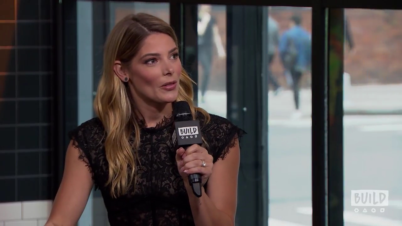 Ashley-Greene-dot-nl_2018AOLBuildSeries0109.jpg