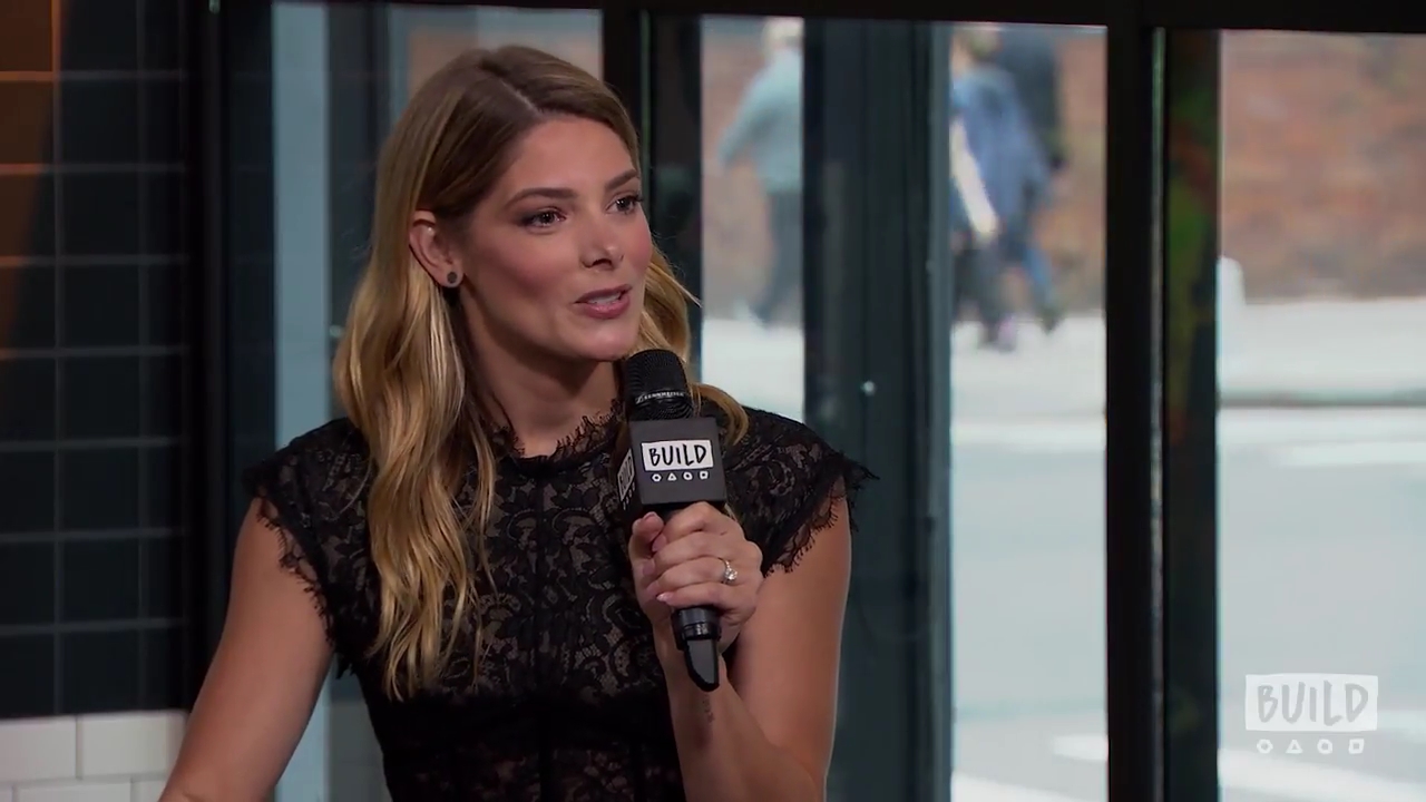 Ashley-Greene-dot-nl_2018AOLBuildSeries0110.jpg