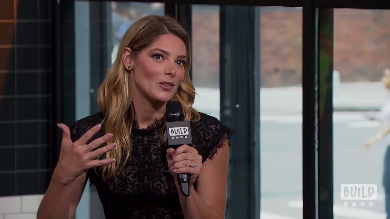 Ashley-Greene-dot-nl_2018AOLBuildSeries0113.jpg