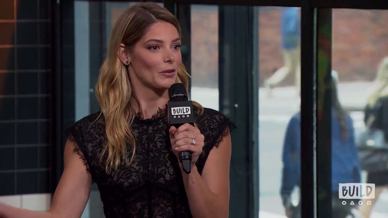 Ashley-Greene-dot-nl_2018AOLBuildSeries0121.jpg