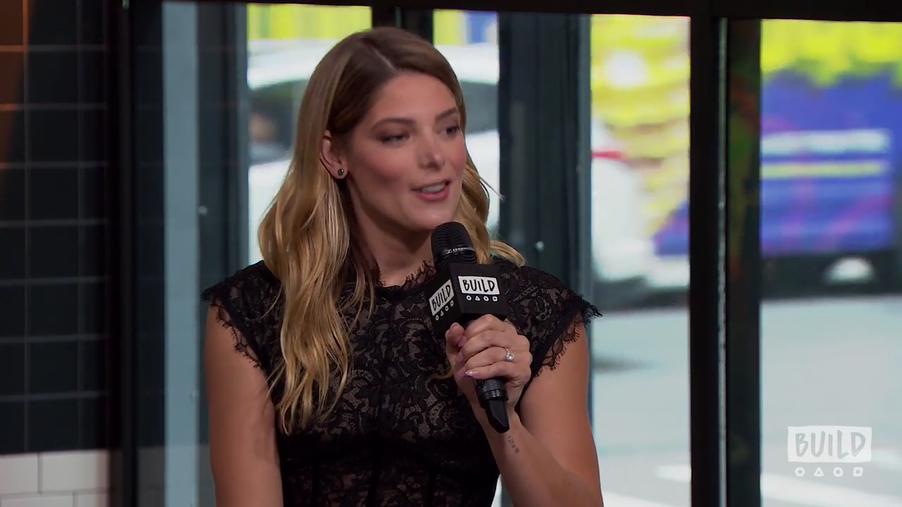 Ashley-Greene-dot-nl_2018AOLBuildSeries0143.jpg