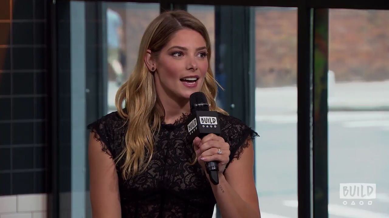 Ashley-Greene-dot-nl_2018AOLBuildSeries0145.jpg