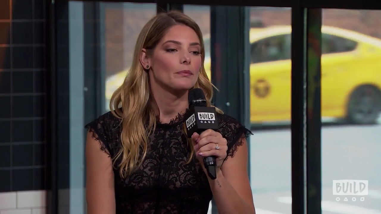 Ashley-Greene-dot-nl_2018AOLBuildSeries0148.jpg