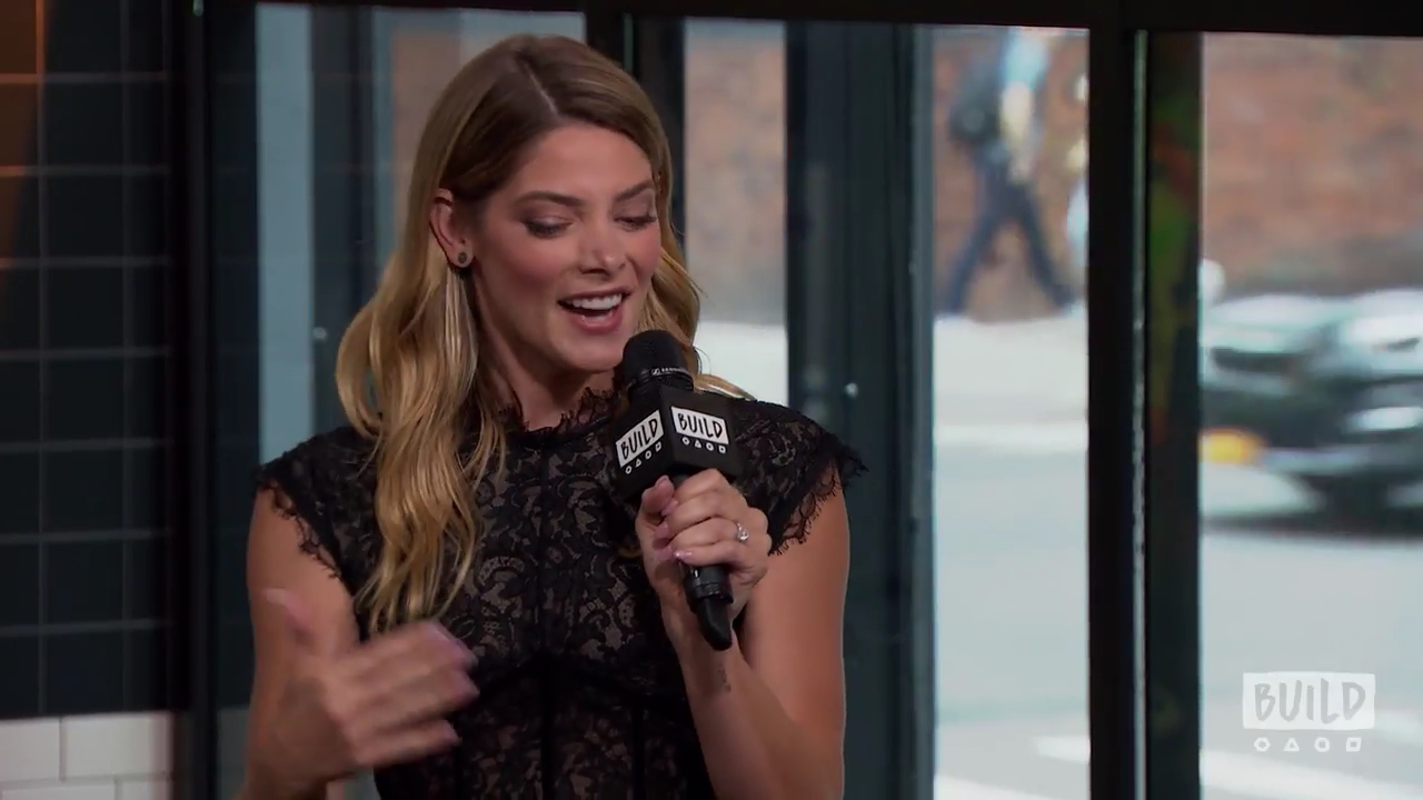 Ashley-Greene-dot-nl_2018AOLBuildSeries0154.jpg