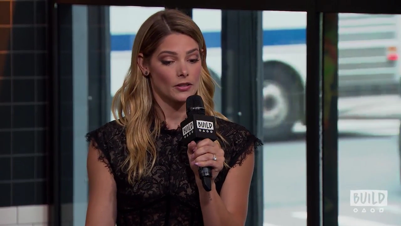 Ashley-Greene-dot-nl_2018AOLBuildSeries0162.jpg