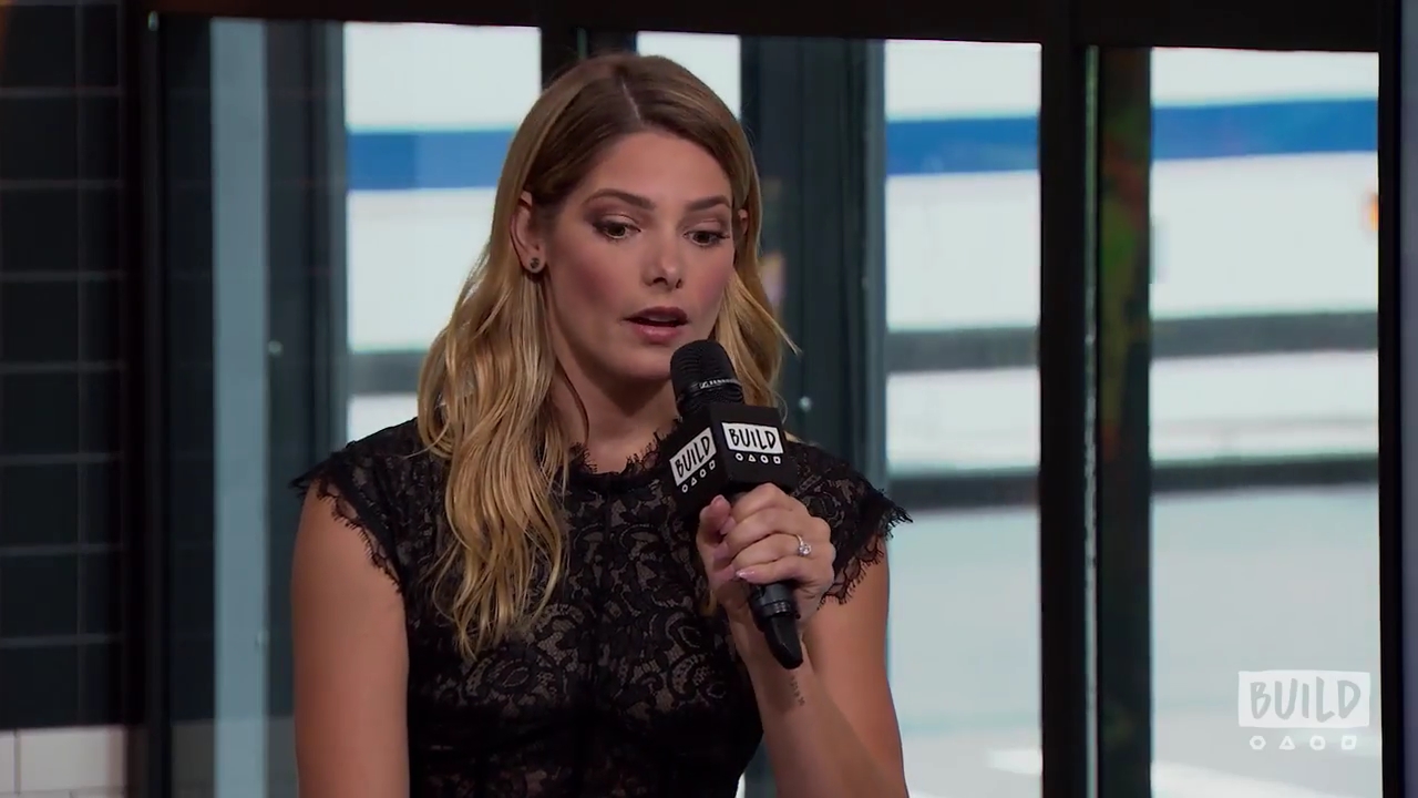 Ashley-Greene-dot-nl_2018AOLBuildSeries0179.jpg