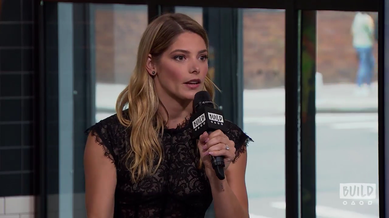Ashley-Greene-dot-nl_2018AOLBuildSeries0187.jpg