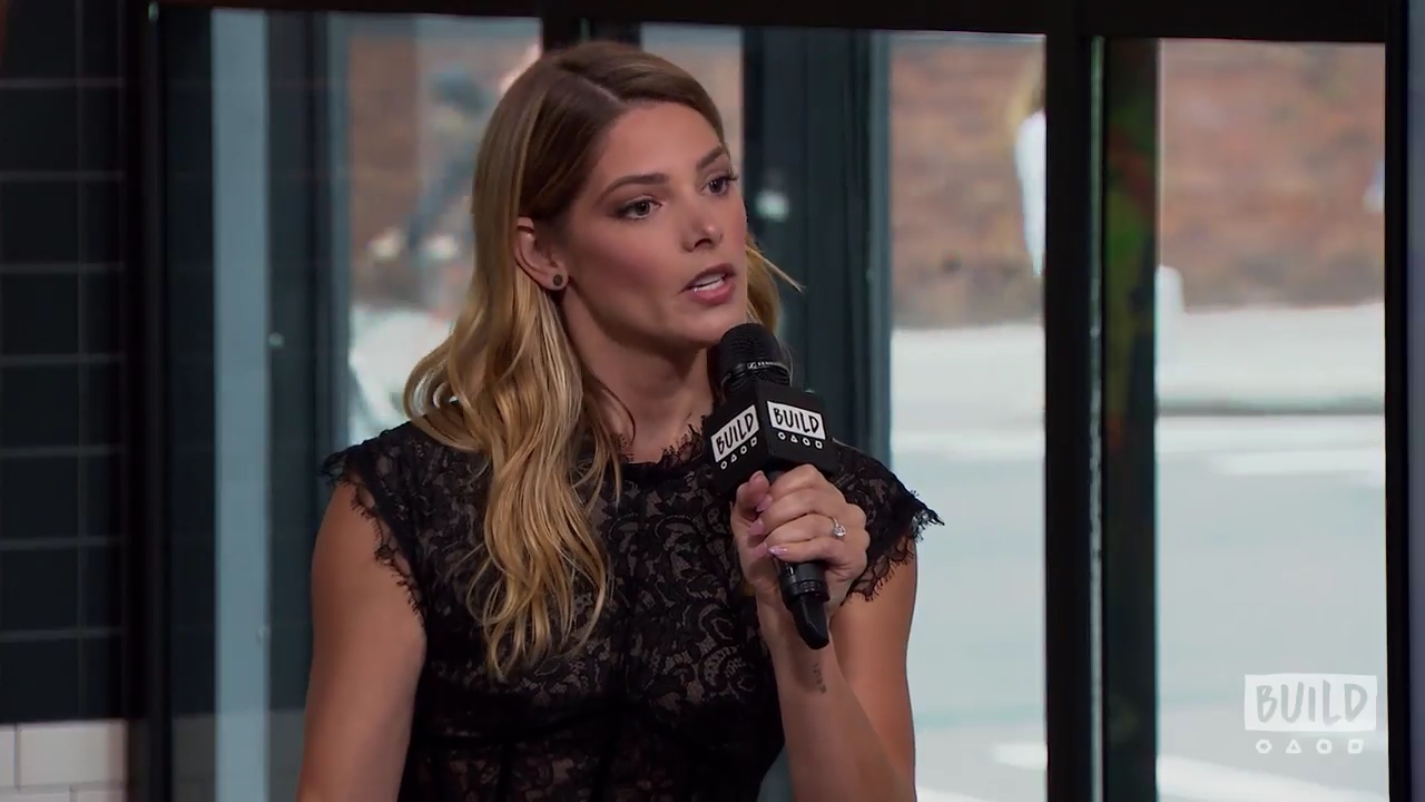 Ashley-Greene-dot-nl_2018AOLBuildSeries0193.jpg