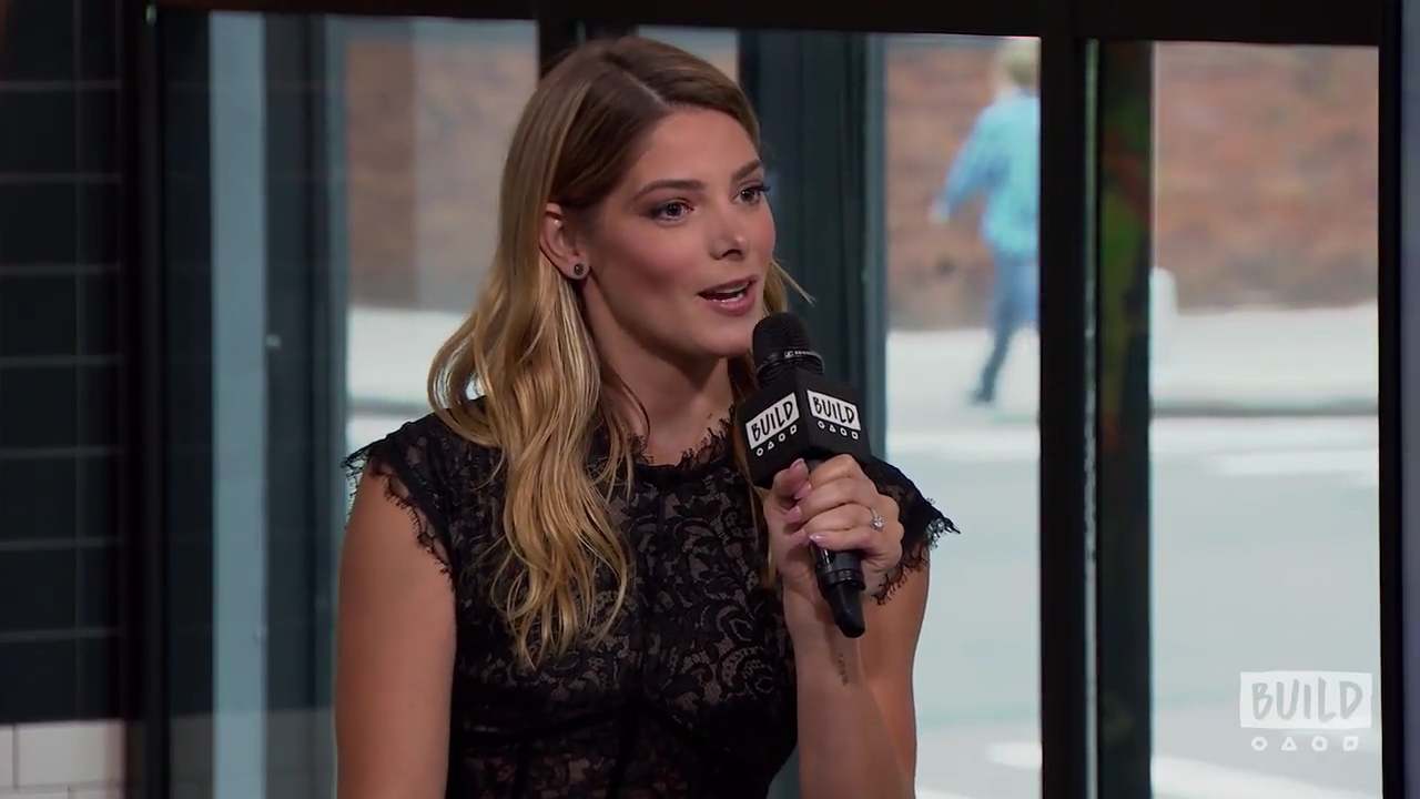 Ashley-Greene-dot-nl_2018AOLBuildSeries0195.jpg