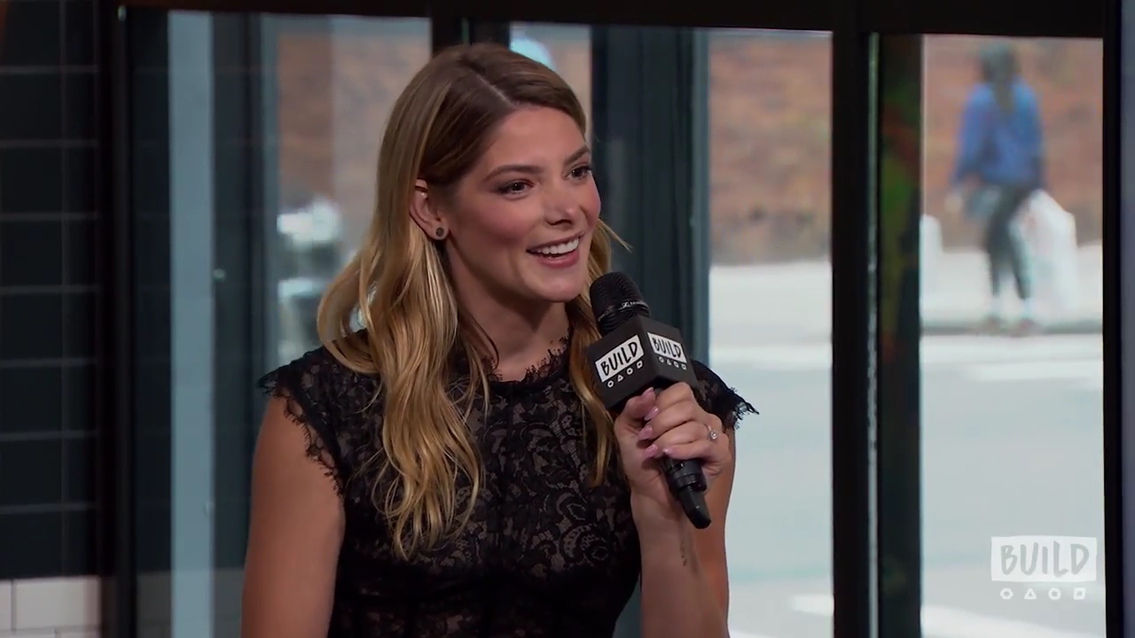 Ashley-Greene-dot-nl_2018AOLBuildSeries0197.jpg