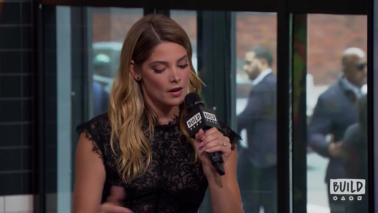 Ashley-Greene-dot-nl_2018AOLBuildSeries0293.jpg