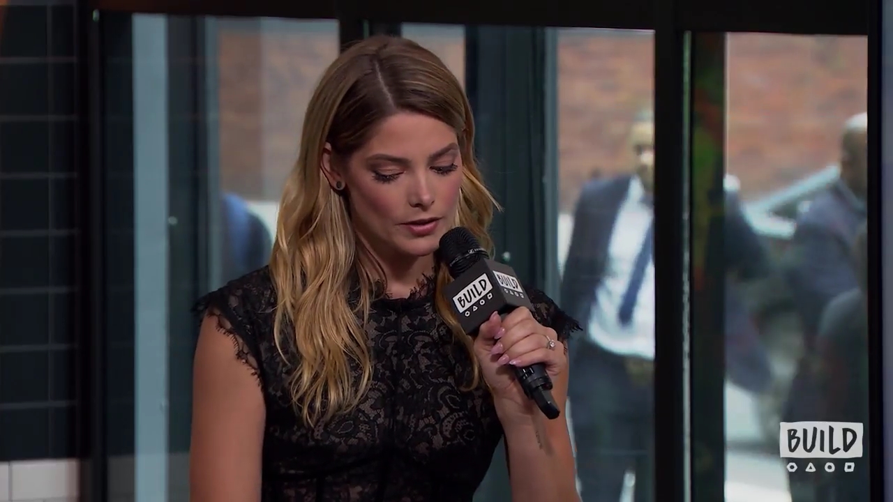 Ashley-Greene-dot-nl_2018AOLBuildSeries0294.jpg