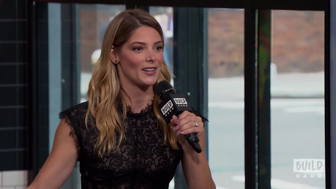 Ashley-Greene-dot-nl_2018AOLBuildSeries0334.jpg