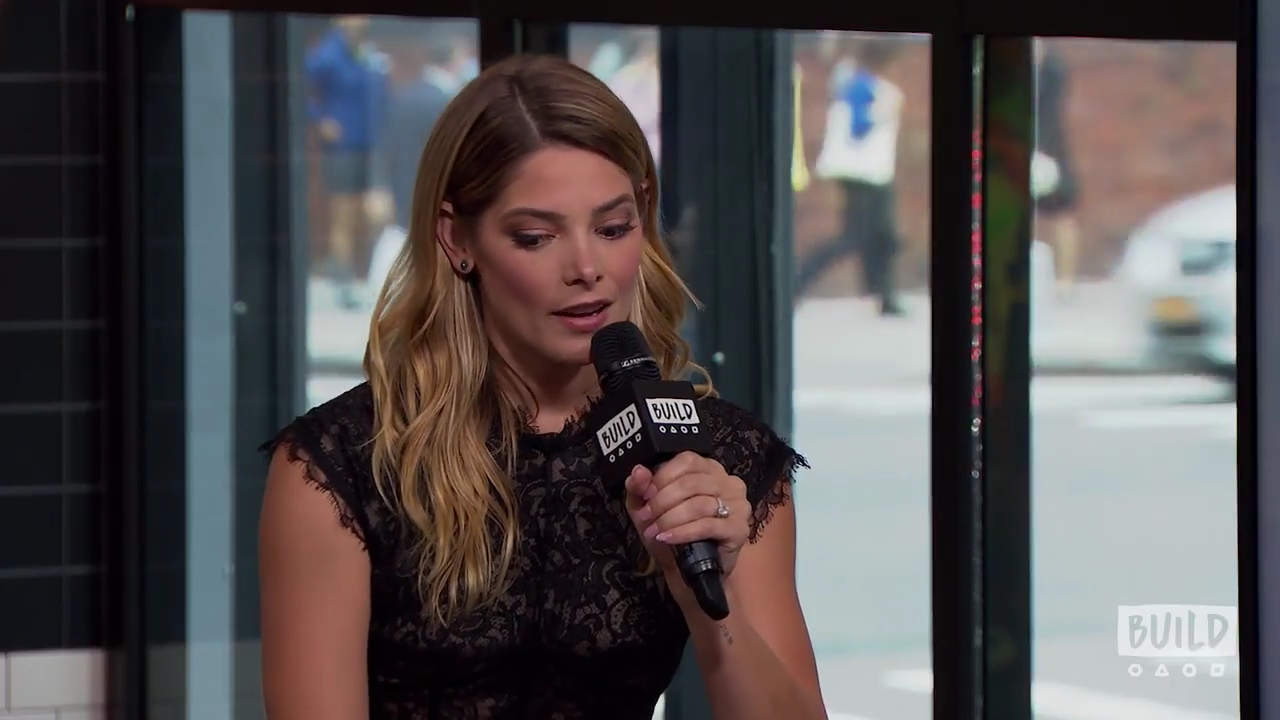 Ashley-Greene-dot-nl_2018AOLBuildSeries0343.jpg