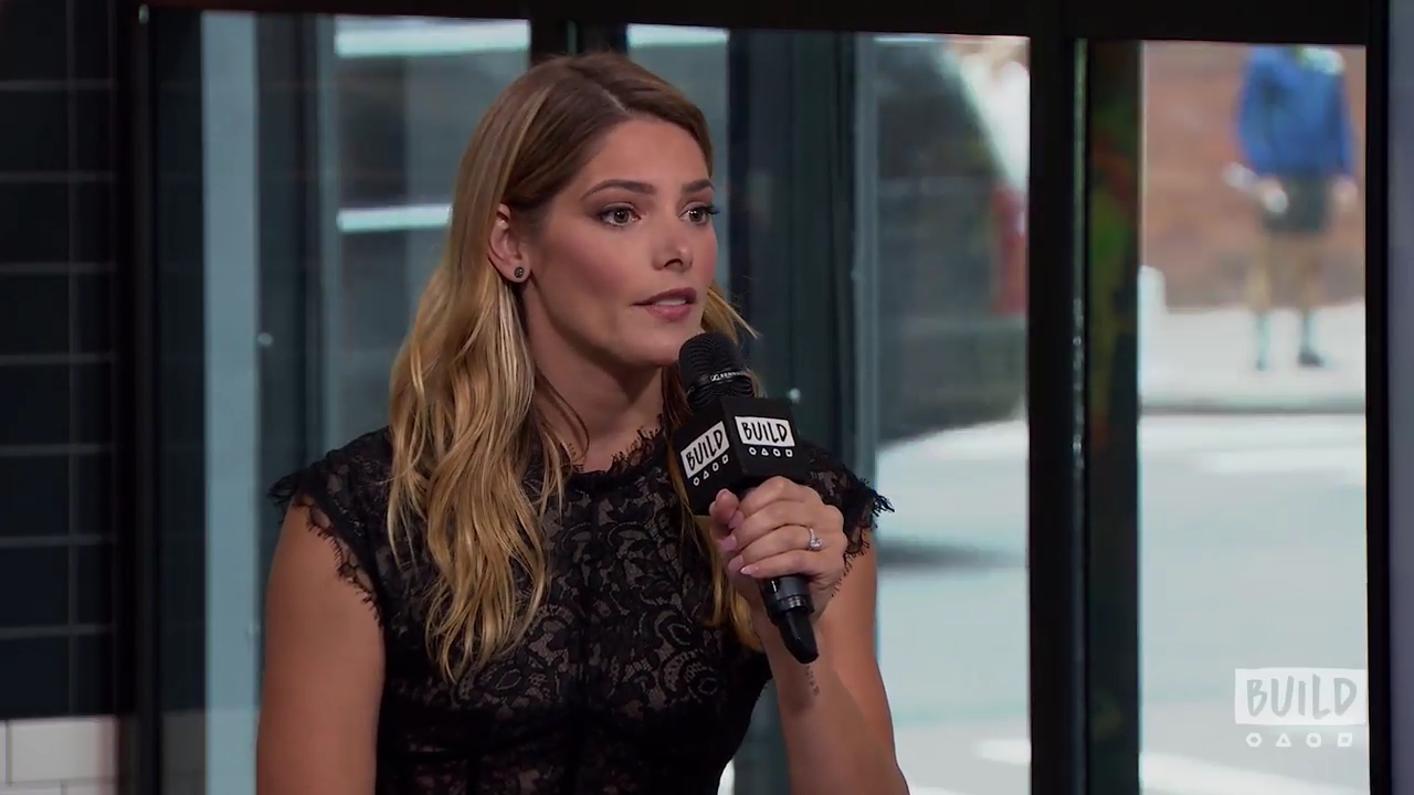 Ashley-Greene-dot-nl_2018AOLBuildSeries0359.jpg
