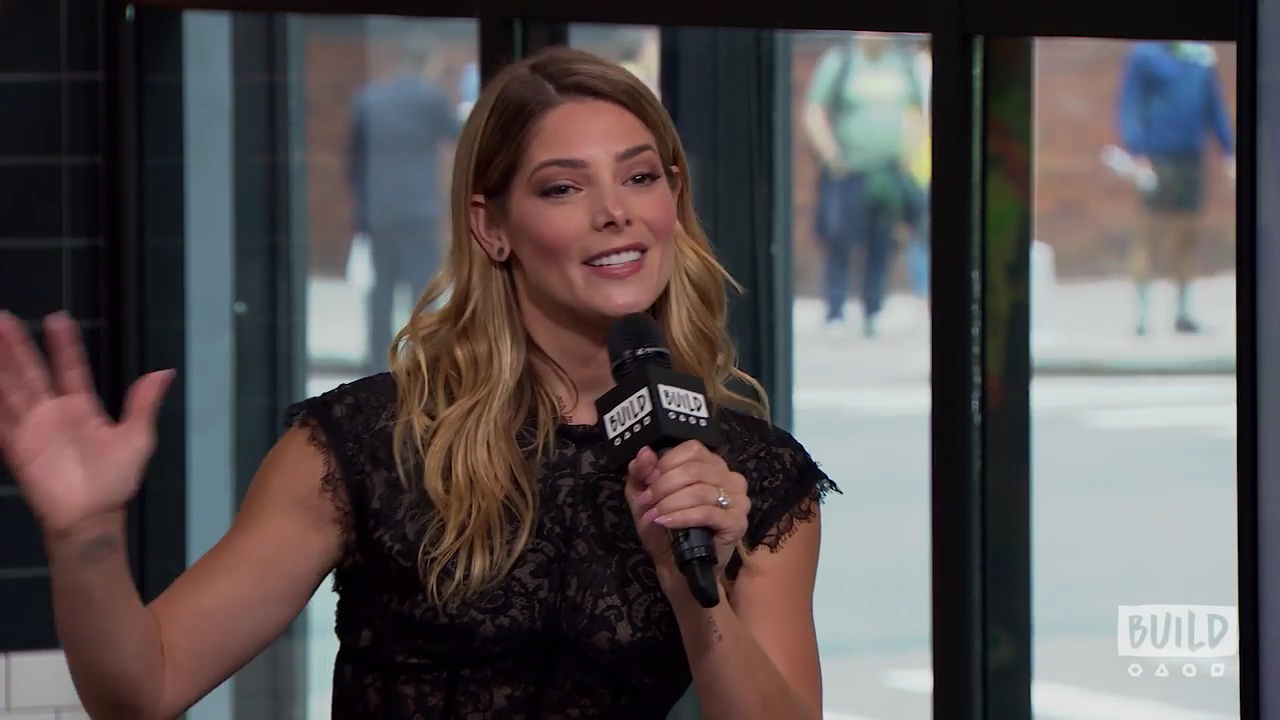 Ashley-Greene-dot-nl_2018AOLBuildSeries0363.jpg