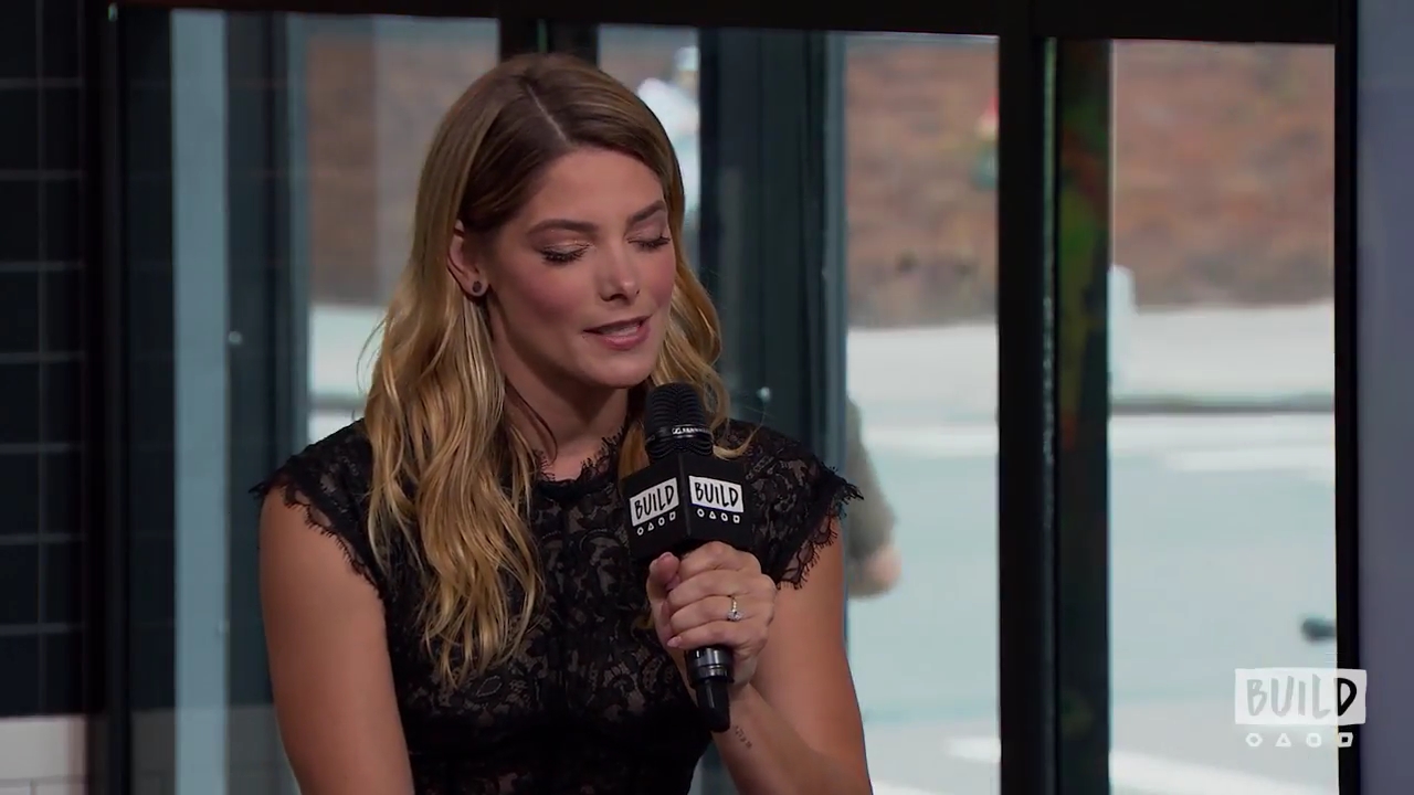 Ashley-Greene-dot-nl_2018AOLBuildSeries0431.jpg