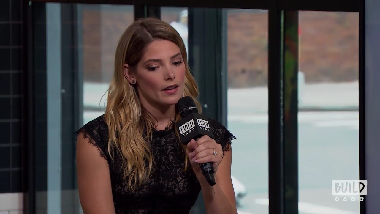 Ashley-Greene-dot-nl_2018AOLBuildSeries0437.jpg