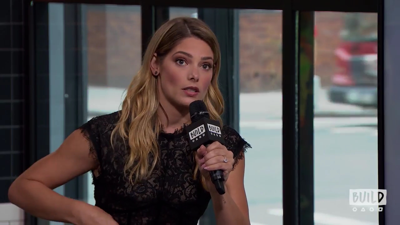 Ashley-Greene-dot-nl_2018AOLBuildSeries0439.jpg