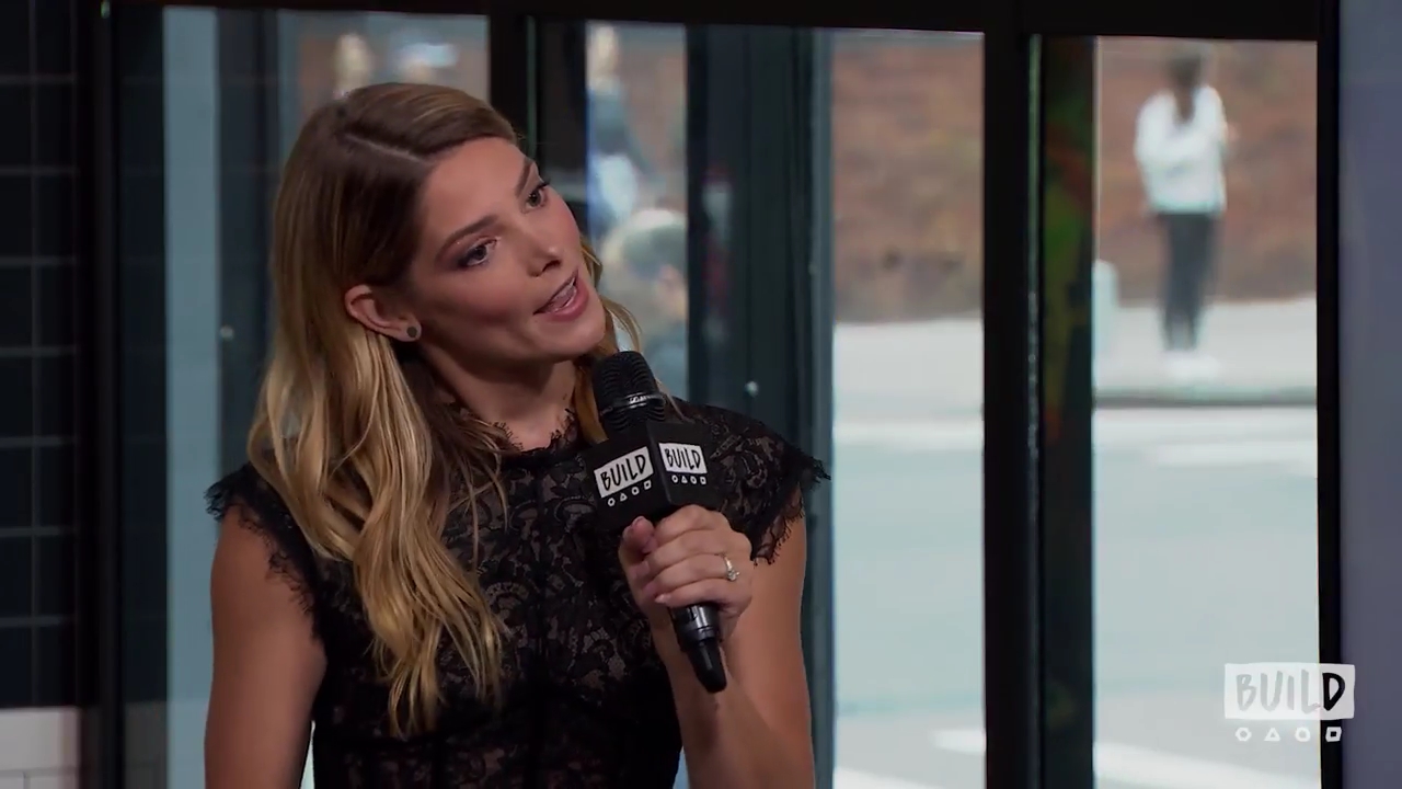 Ashley-Greene-dot-nl_2018AOLBuildSeries0514.jpg