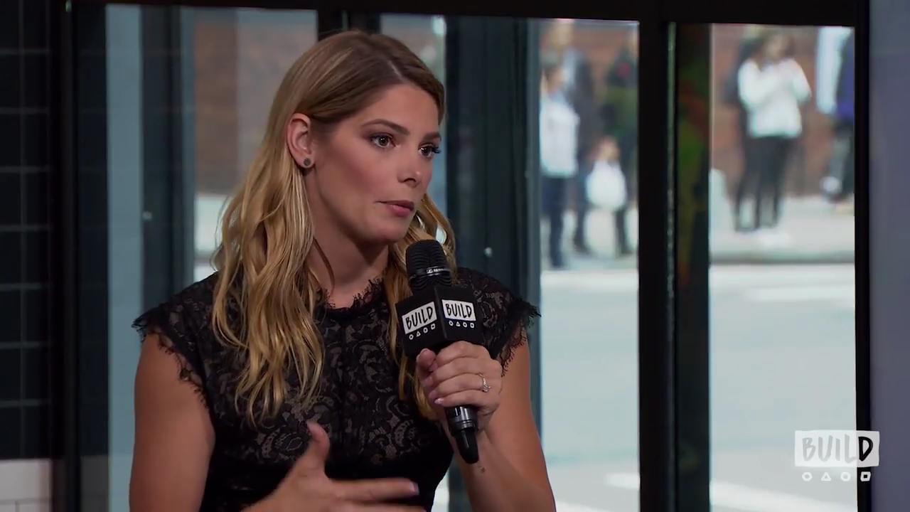 Ashley-Greene-dot-nl_2018AOLBuildSeries0539.jpg