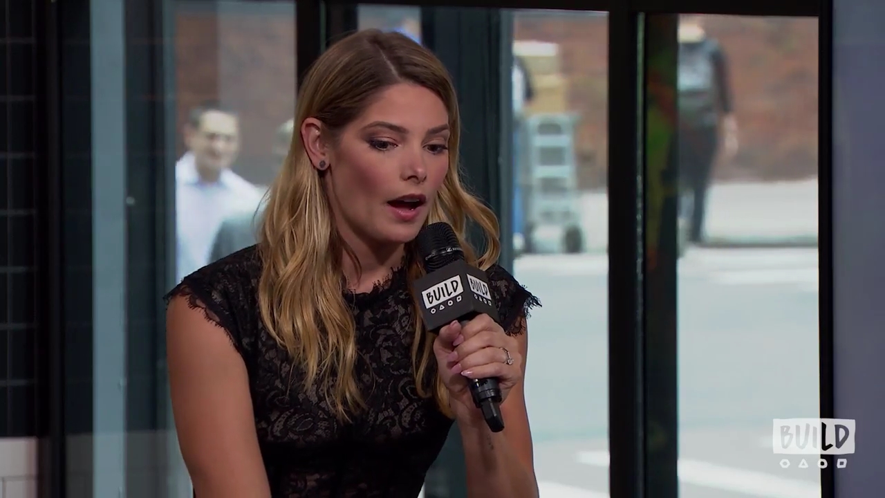 Ashley-Greene-dot-nl_2018AOLBuildSeries0557.jpg