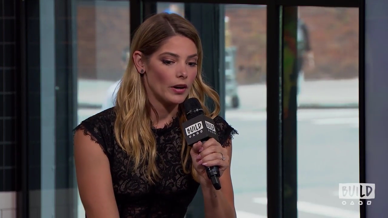 Ashley-Greene-dot-nl_2018AOLBuildSeries0558.jpg