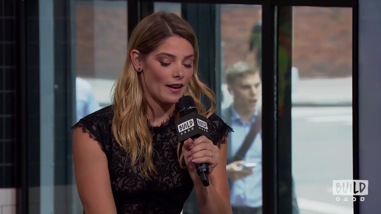 Ashley-Greene-dot-nl_2018AOLBuildSeries0559.jpg