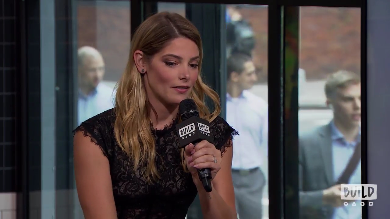 Ashley-Greene-dot-nl_2018AOLBuildSeries0560.jpg