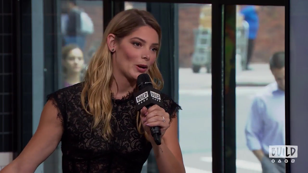 Ashley-Greene-dot-nl_2018AOLBuildSeries0562.jpg