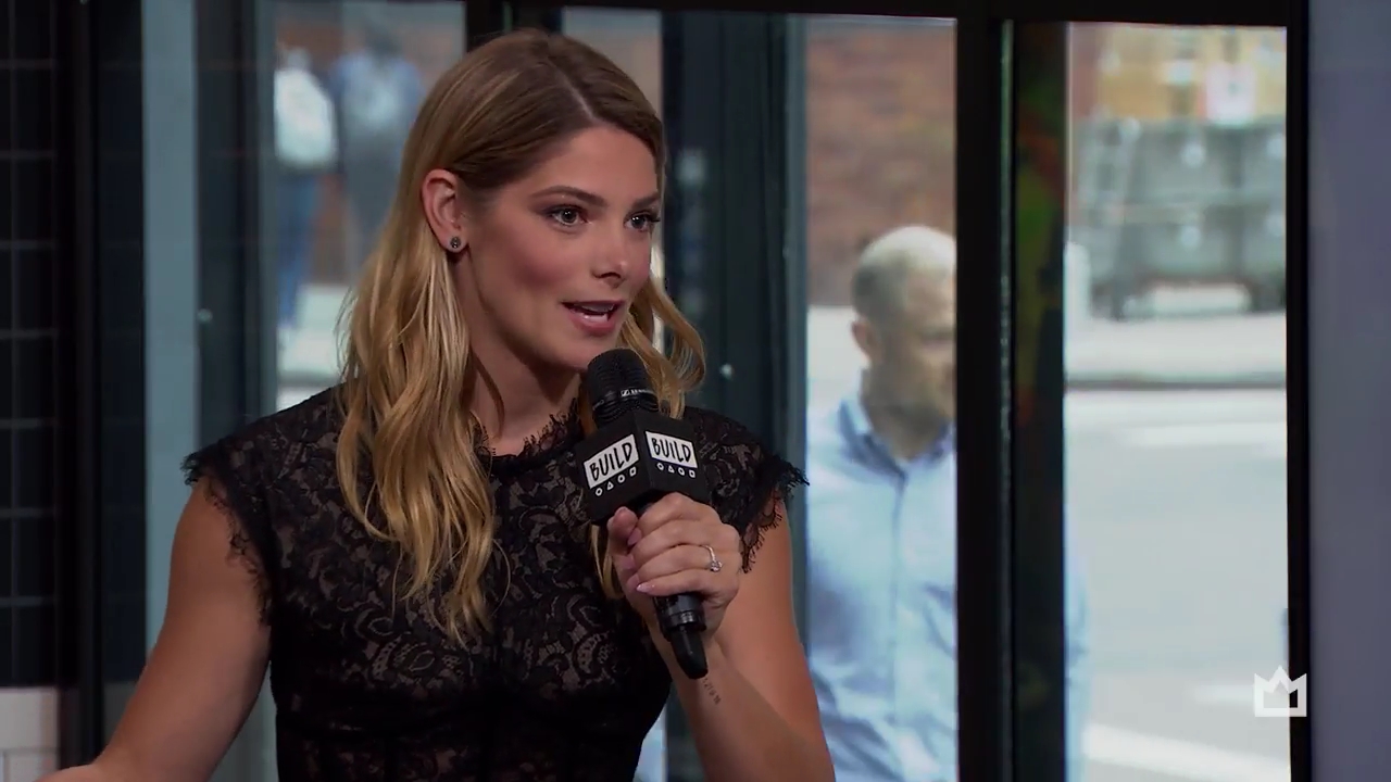 Ashley-Greene-dot-nl_2018AOLBuildSeries0563.jpg