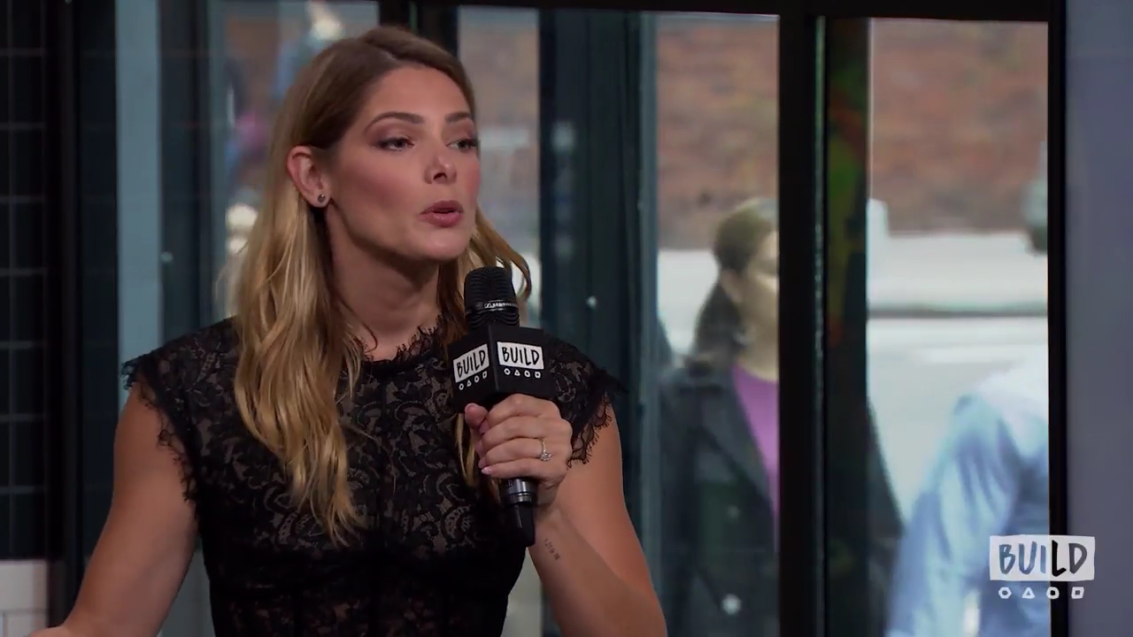 Ashley-Greene-dot-nl_2018AOLBuildSeries0564.jpg