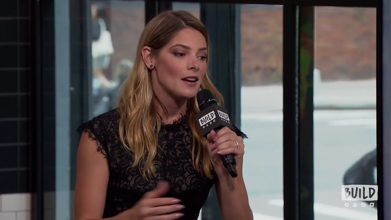 Ashley-Greene-dot-nl_2018AOLBuildSeries0578.jpg
