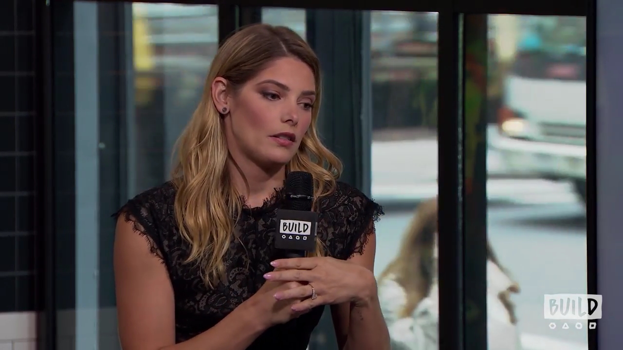 Ashley-Greene-dot-nl_2018AOLBuildSeries0622.jpg