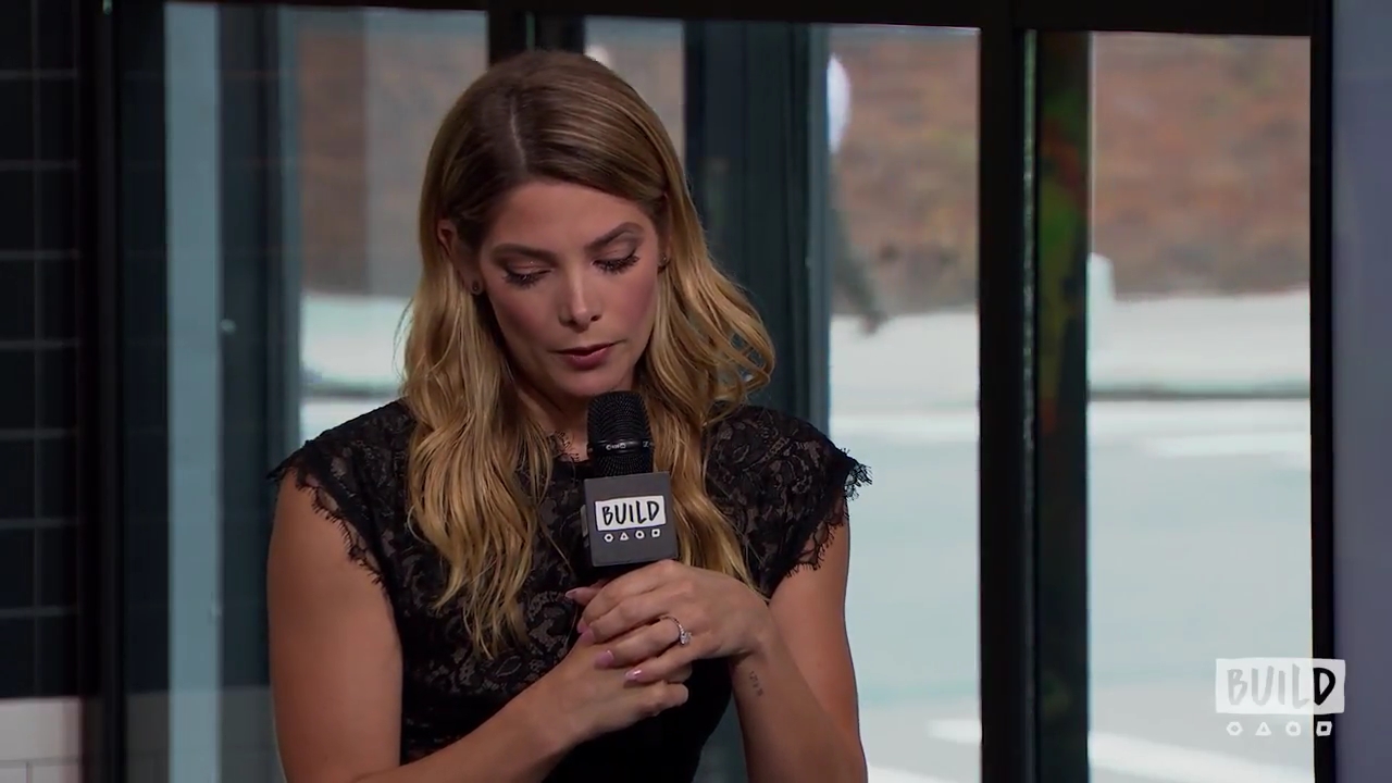 Ashley-Greene-dot-nl_2018AOLBuildSeries0628.jpg