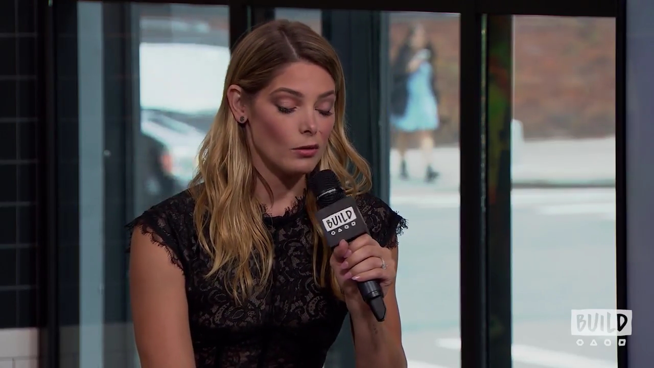 Ashley-Greene-dot-nl_2018AOLBuildSeries0643.jpg