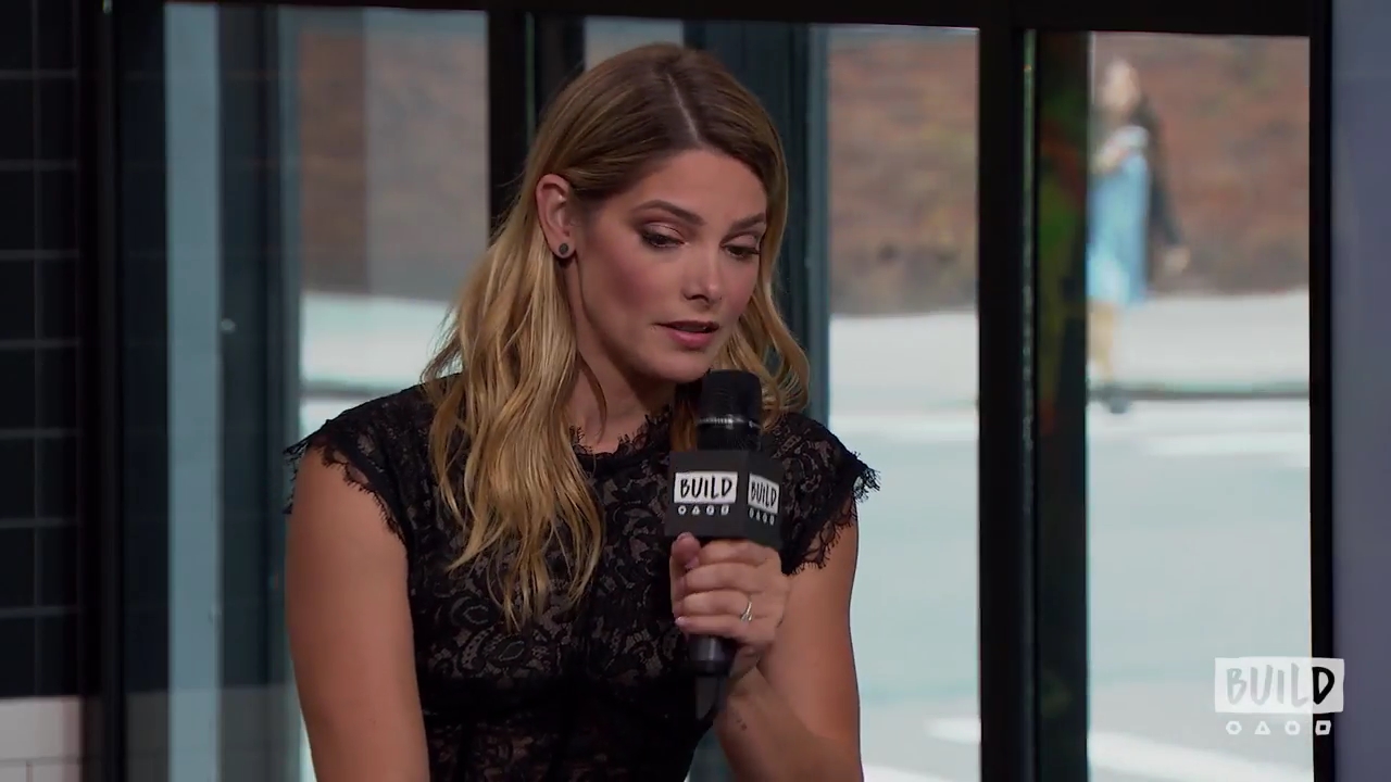 Ashley-Greene-dot-nl_2018AOLBuildSeries0646.jpg