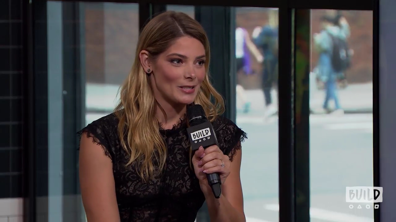 Ashley-Greene-dot-nl_2018AOLBuildSeries0650.jpg