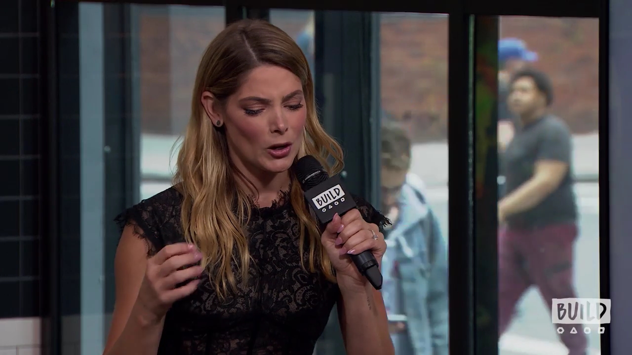 Ashley-Greene-dot-nl_2018AOLBuildSeries0655.jpg