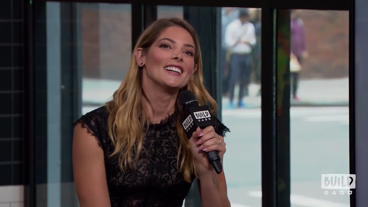 Ashley-Greene-dot-nl_2018AOLBuildSeries0678.jpg