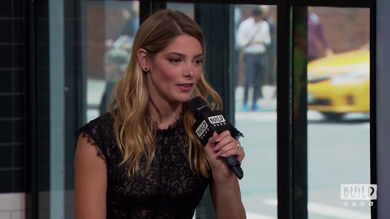 Ashley-Greene-dot-nl_2018AOLBuildSeries0685.jpg