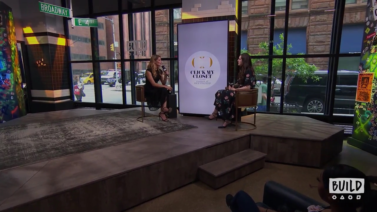 Ashley-Greene-dot-nl_2018AOLBuildSeries0748.jpg