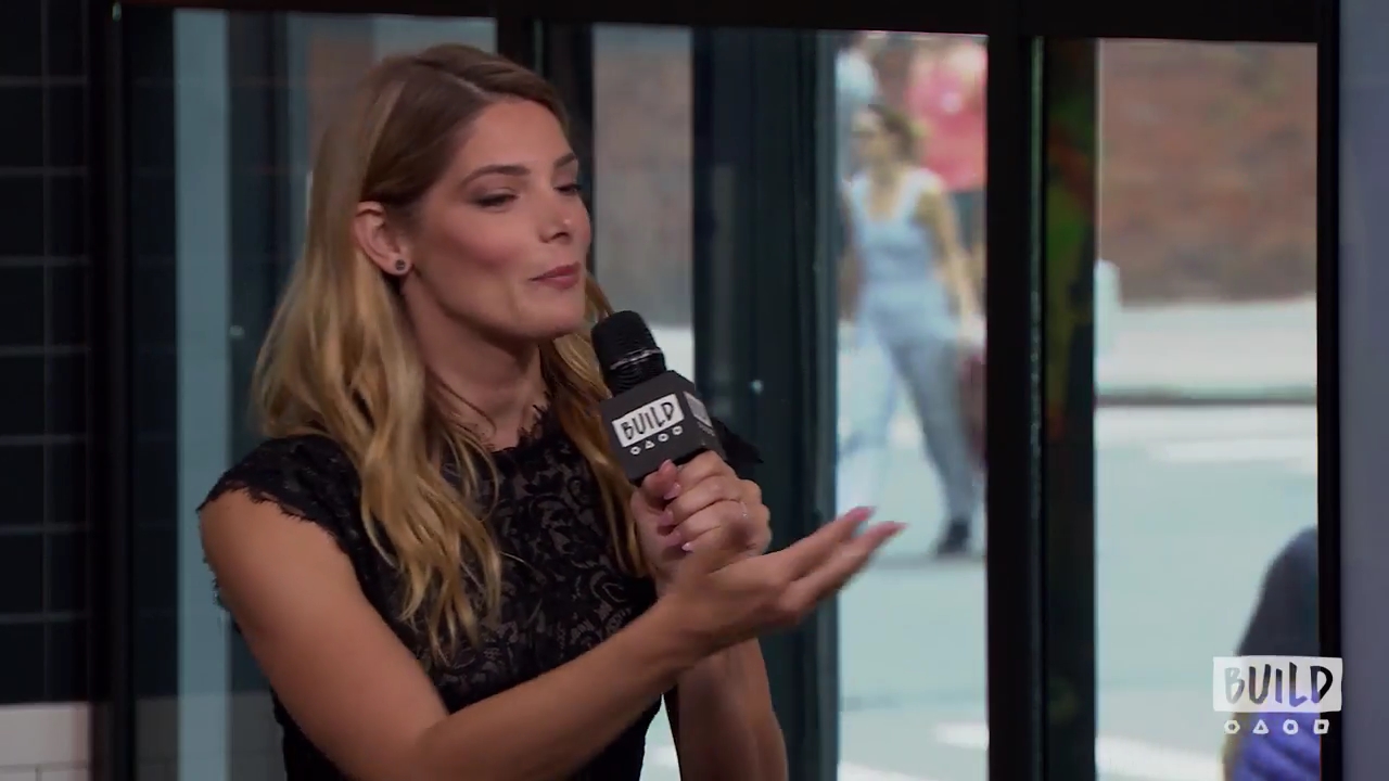 Ashley-Greene-dot-nl_2018AOLBuildSeries0750.jpg
