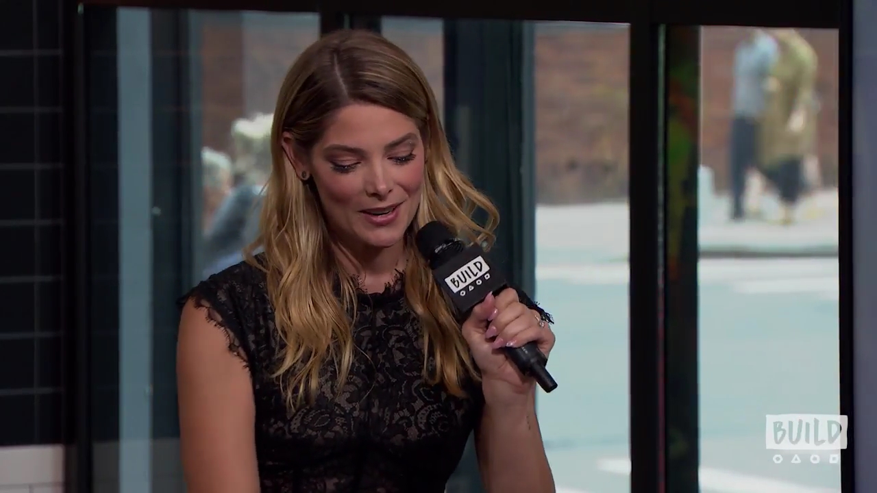 Ashley-Greene-dot-nl_2018AOLBuildSeries0755.jpg