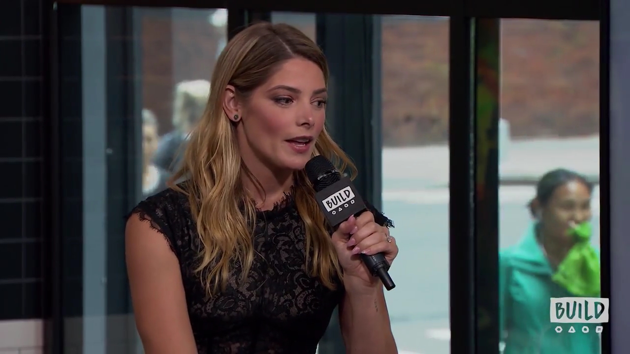Ashley-Greene-dot-nl_2018AOLBuildSeries0758.jpg